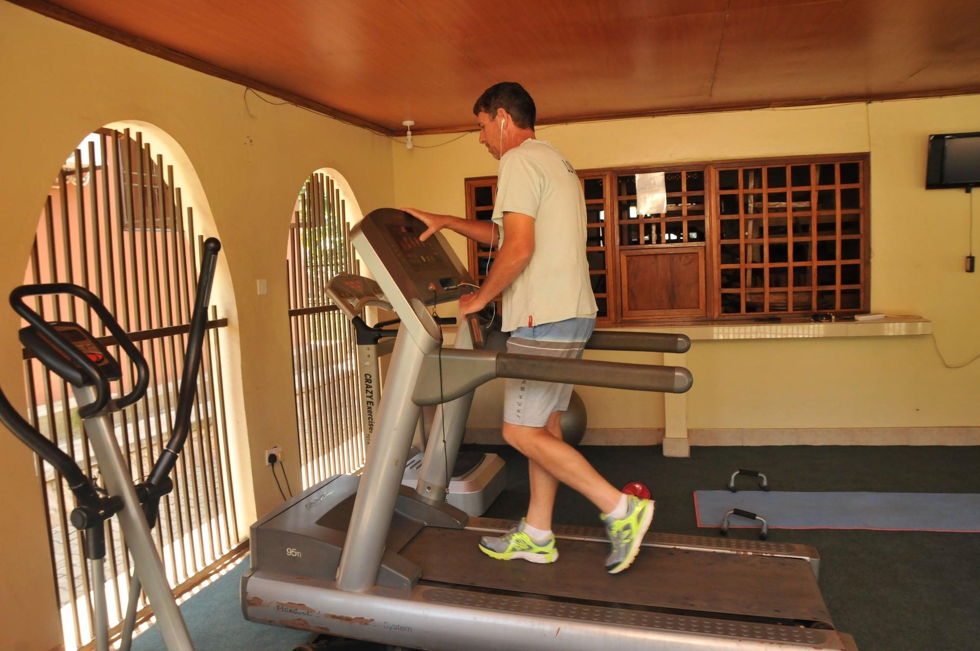 Gimnasio Hotel Kontiki Hoima