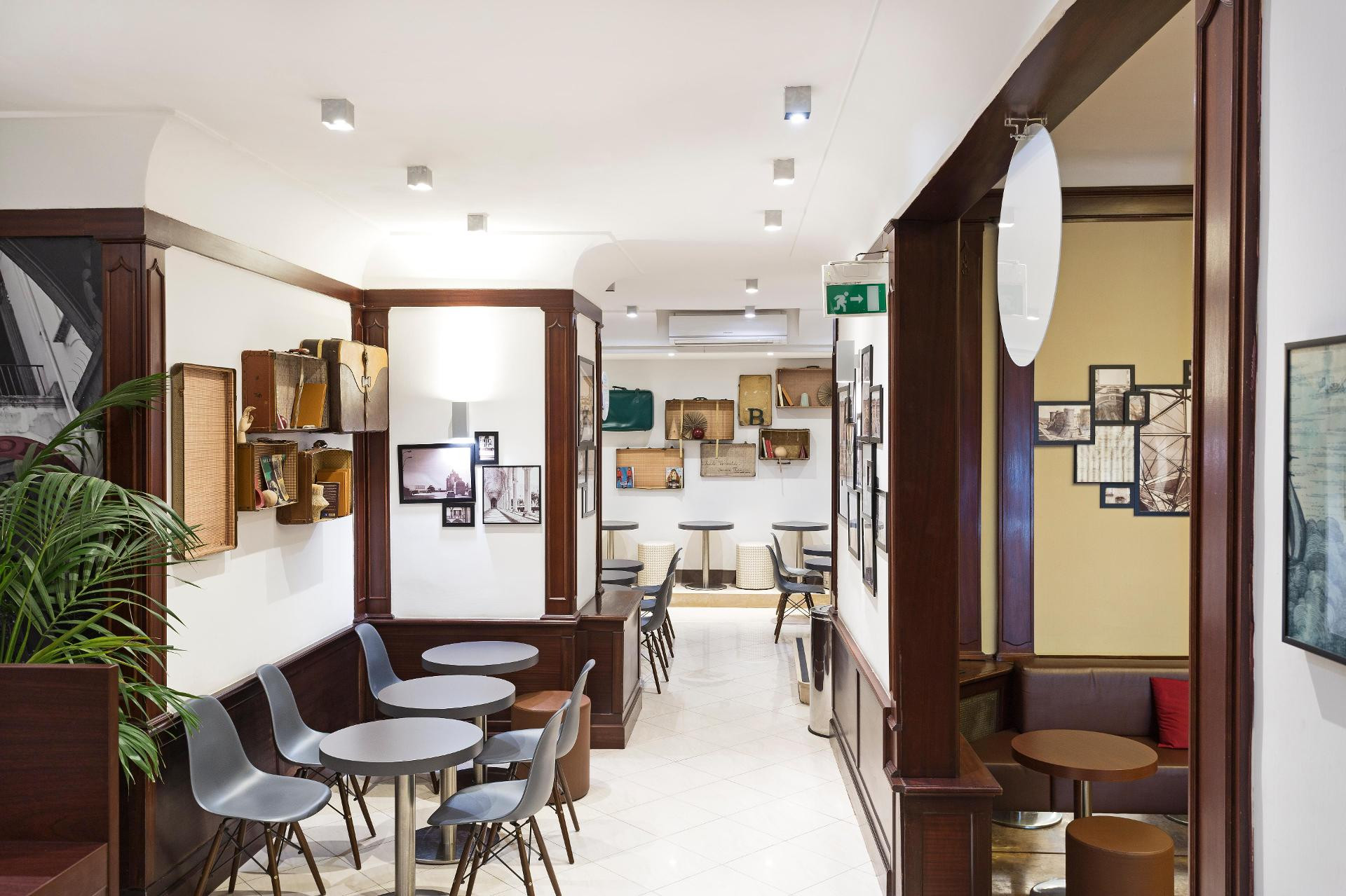 Restaurant B&B Hotel Napoli