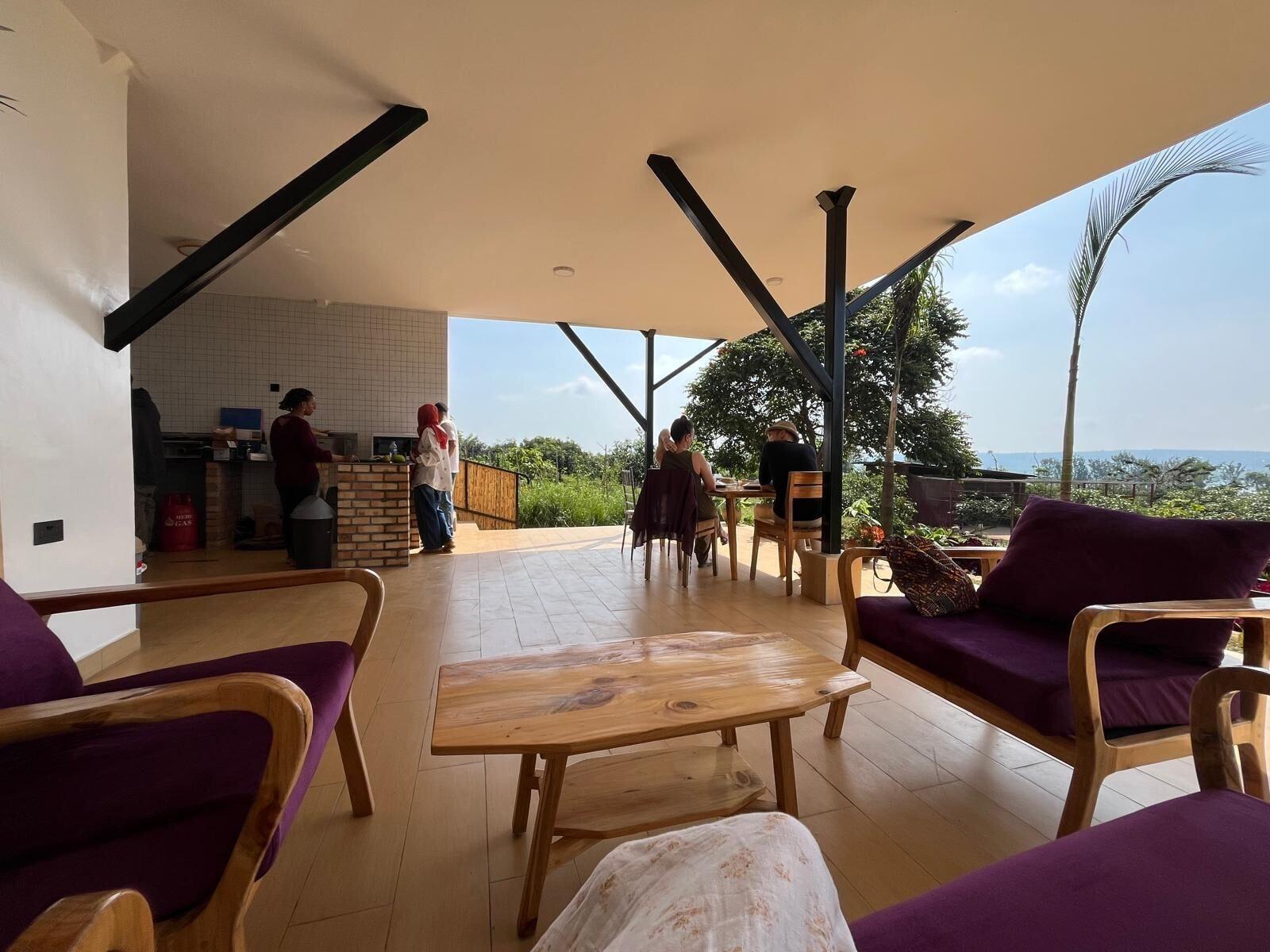 Restaurant Eagle View Farm & Lake Retreat