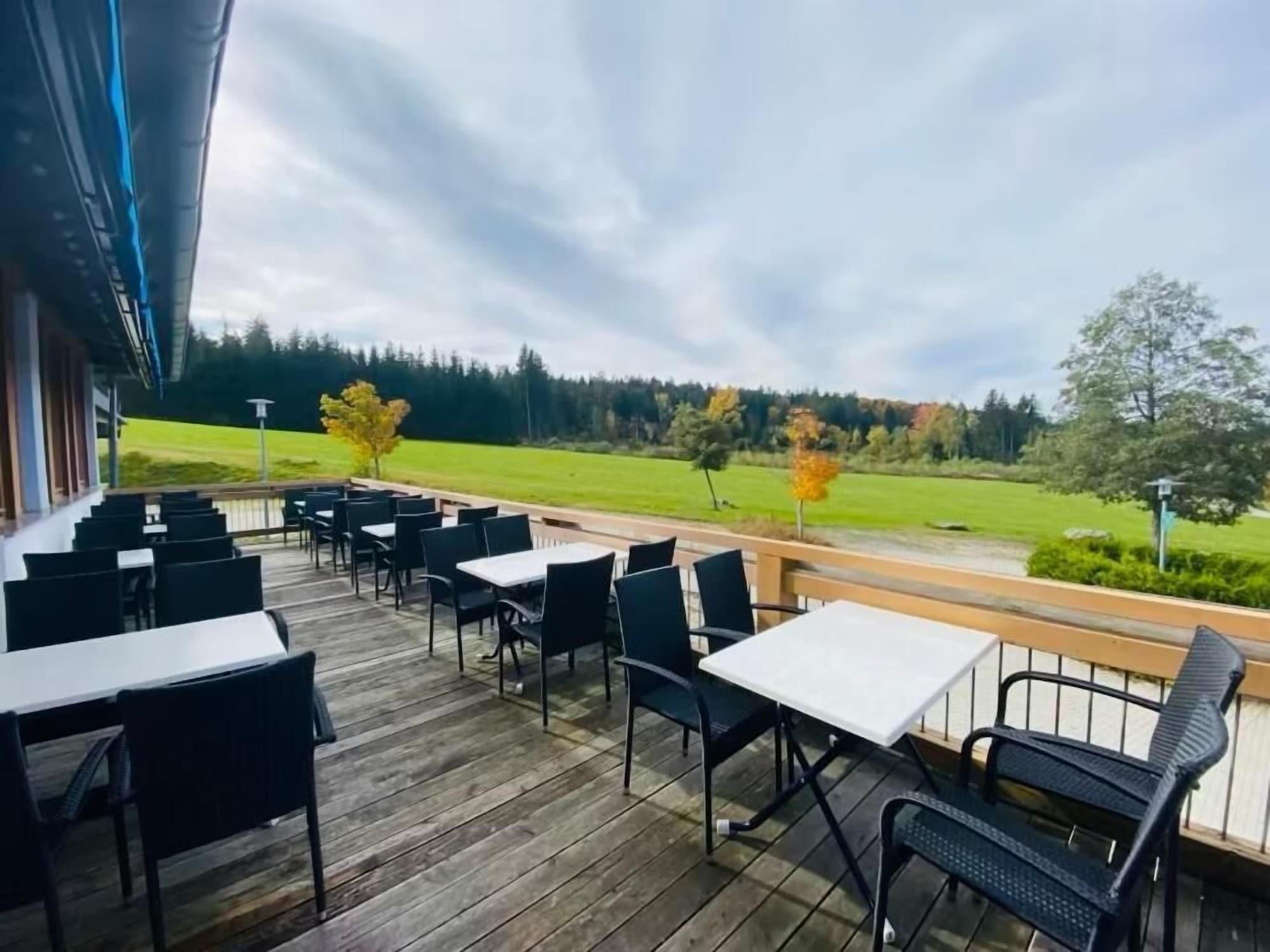 Restaurant Hotel Sonnenhof - Tante ALMA’s Sommerfrische