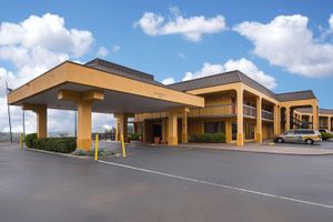 Alojamiento - Quality Inn Airport - Southeast