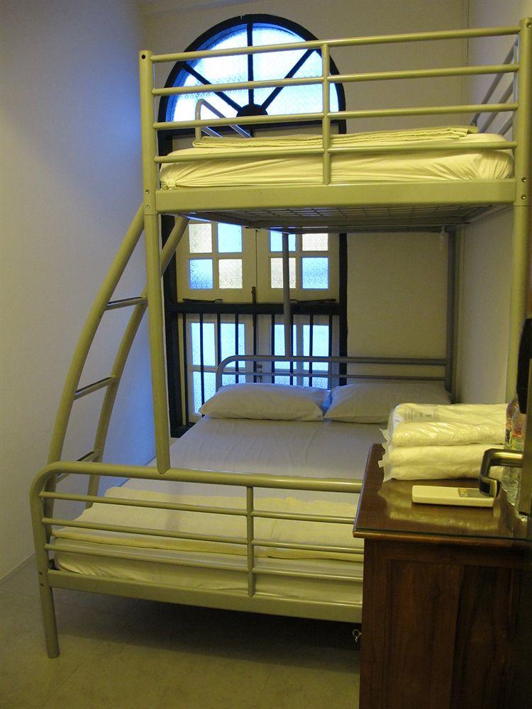 Vista Exterior Superb Hostel