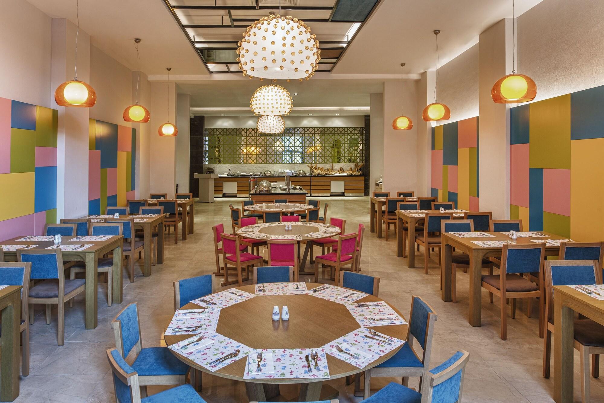 Restaurant Aska Lara Resort & Spa