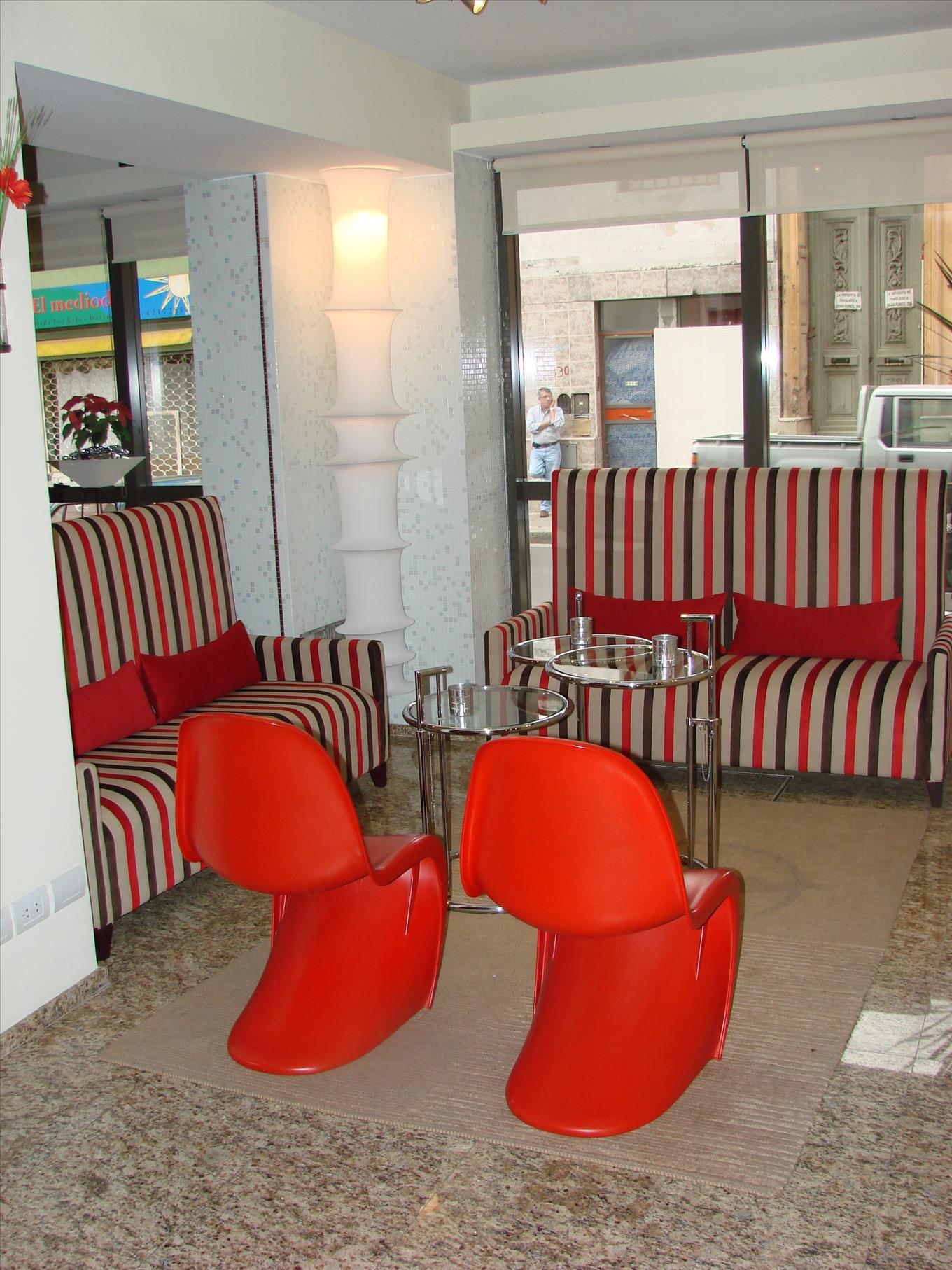 Noticias Zoom Apart Hotel