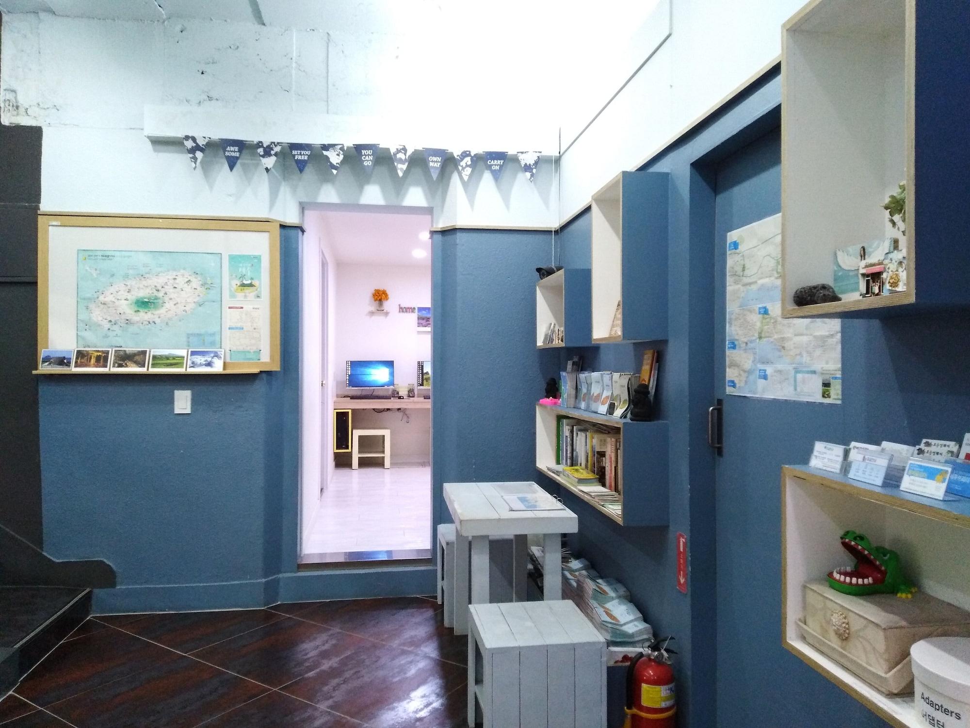 Vista Lobby Slow Citi Guesthouse - Hostel