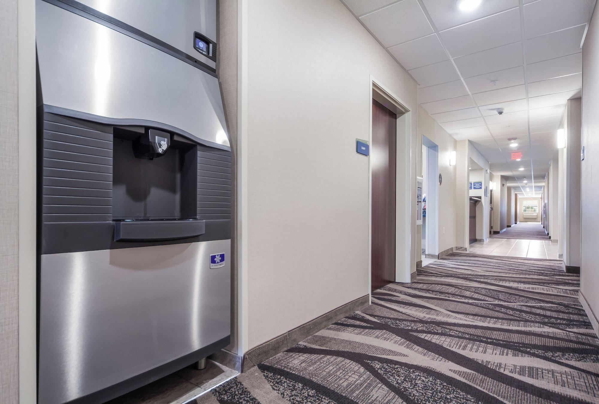 Varios Cobblestone Inn & Suites - Holdrege