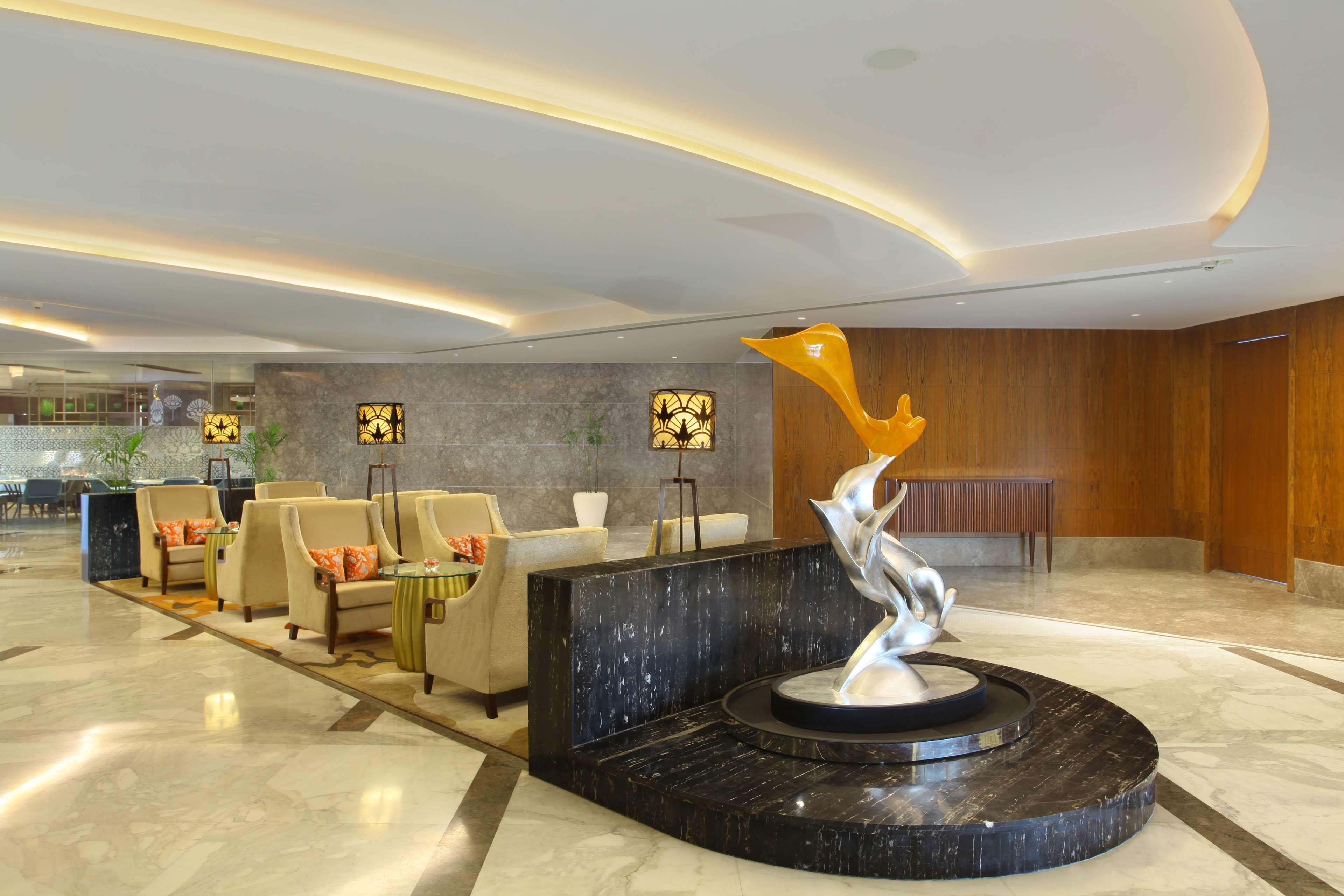 Vista Lobby Radisson Blu Jammu