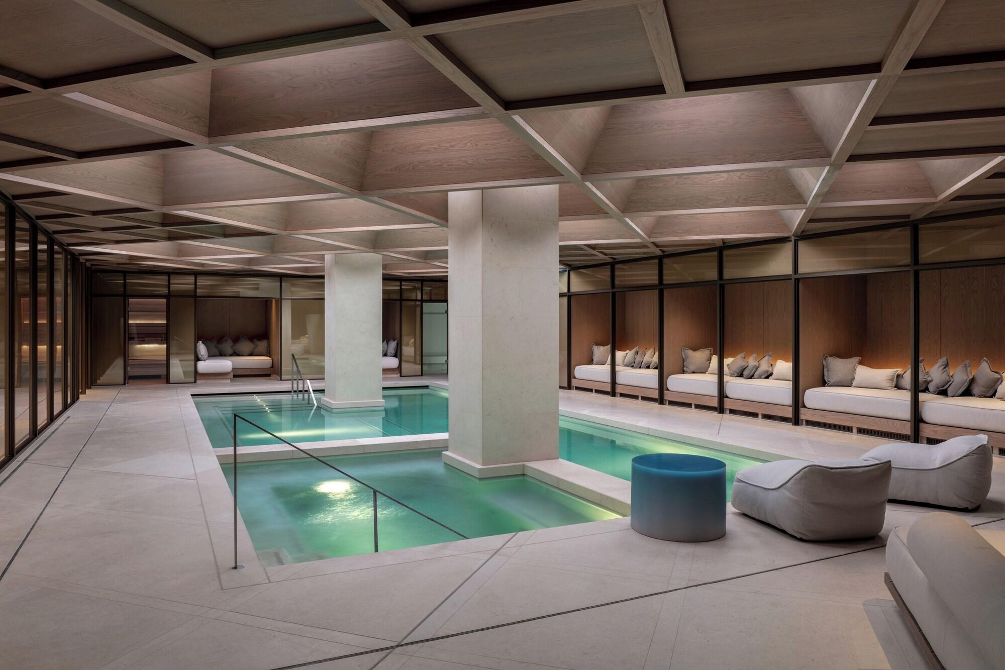 Spa The Londoner