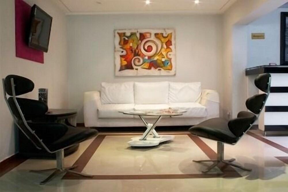 Vista Lobby Hotel Dalons Colonial
