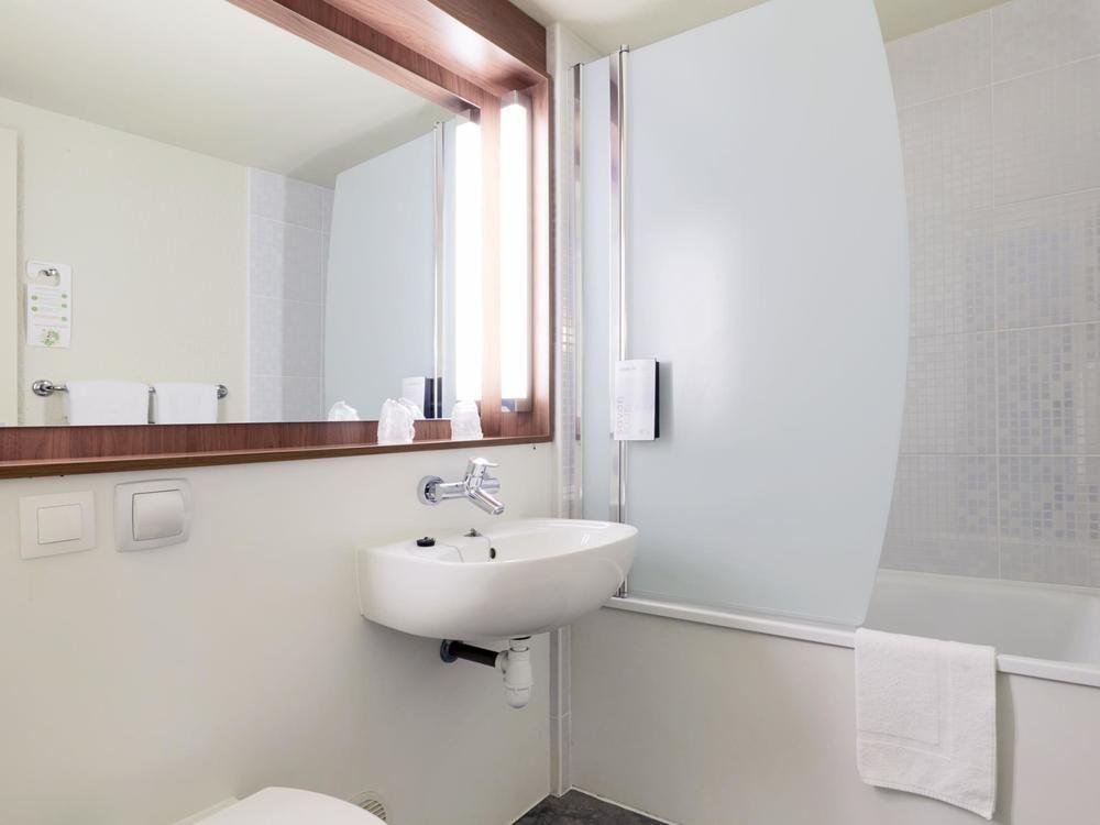 Equipamiento de Habitación Campanile Melun Vert St Denis