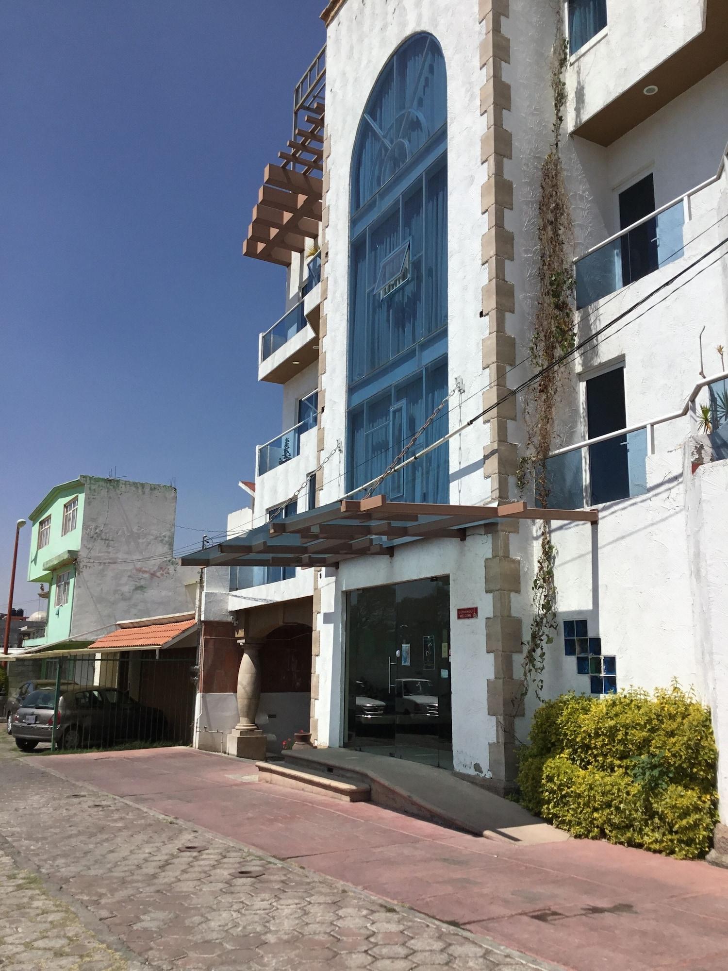 Varios HOTEL CANCALLI
