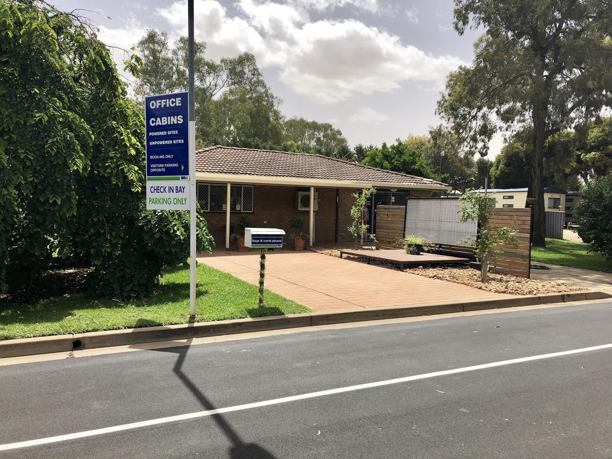 Vista Exterior BIG4 Ingenia Holidays Wagga Wagga