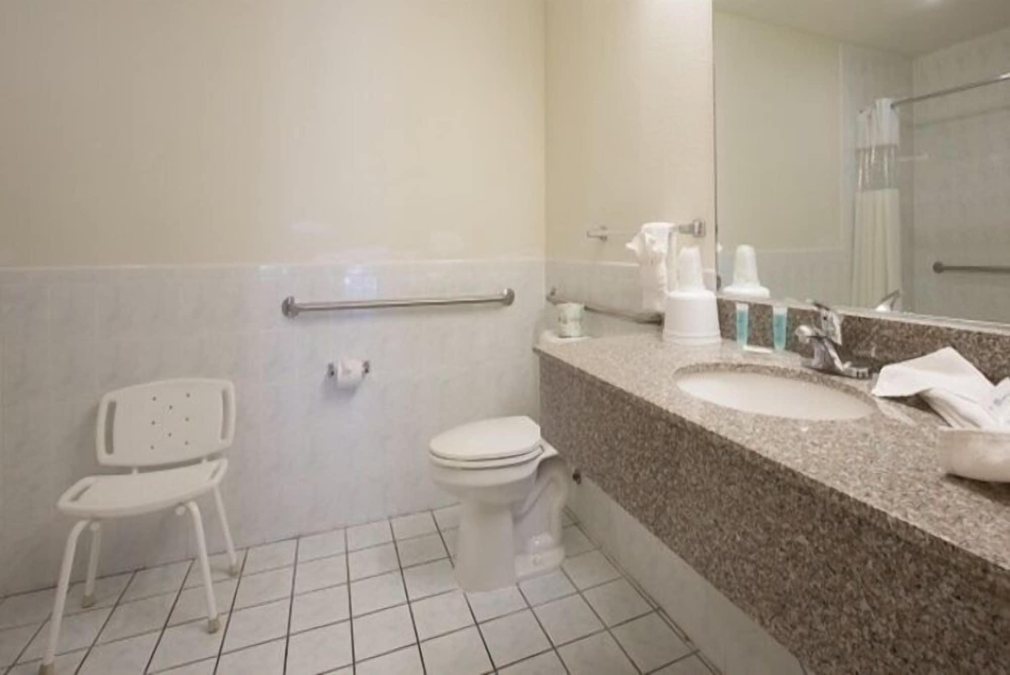 Equipamiento de Habitación Regency Inn SFO Airport