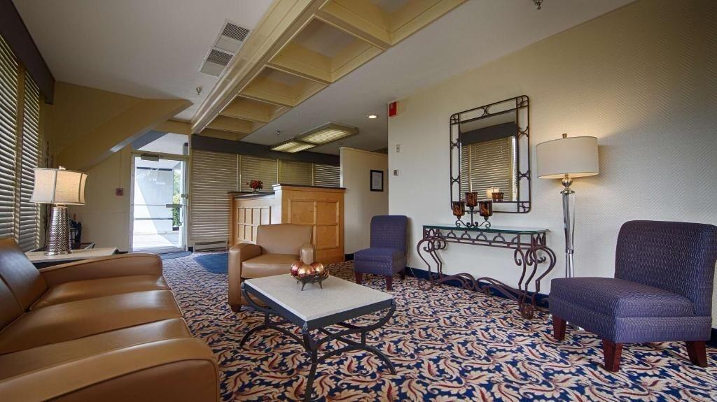 Vista Lobby Inn at Historic Concord