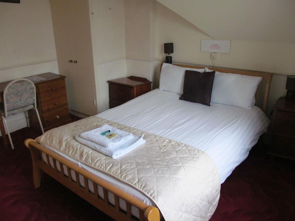 Habitación The Pines Guest Accommodation