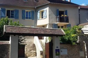 Alojamiento - Chambres D'hôtes Villa de Vienne-en-arthies