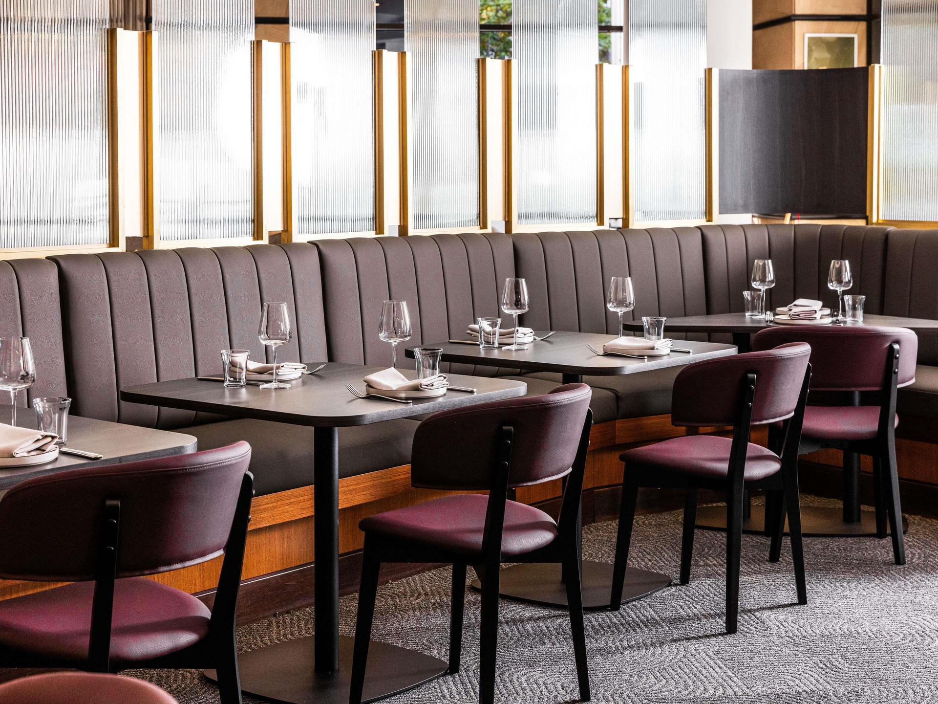 Restaurant Mantra 2 Bond Street Sydney