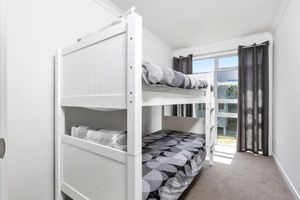 Alquiler Vacacional - Modern, sunny home away from home