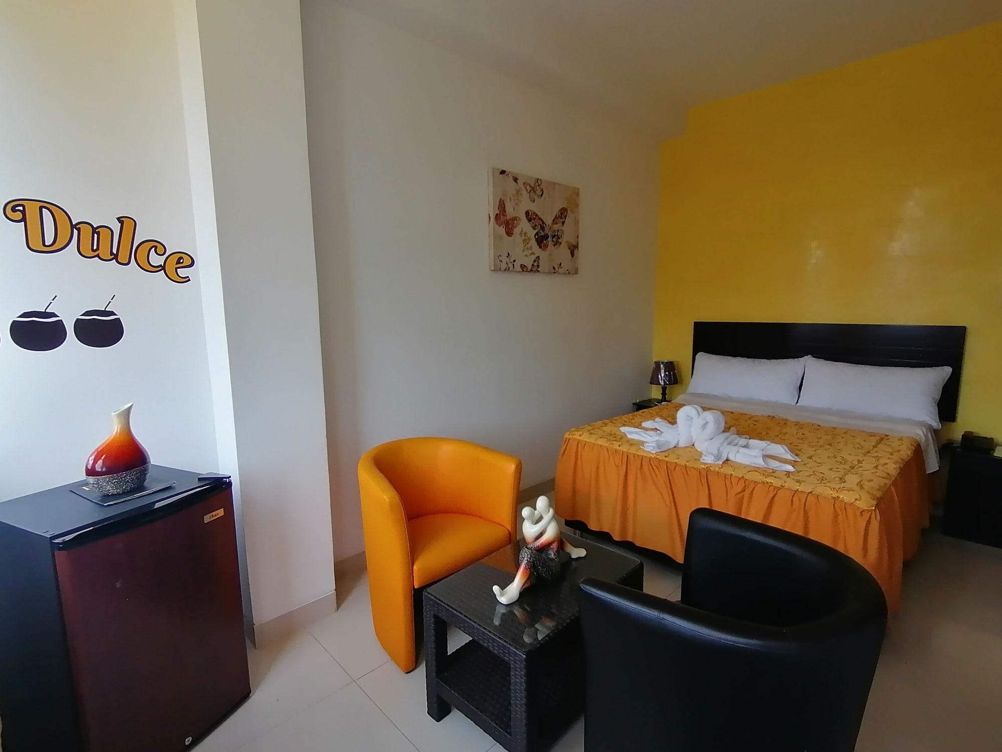 Varios Hotel Rio Dulce
