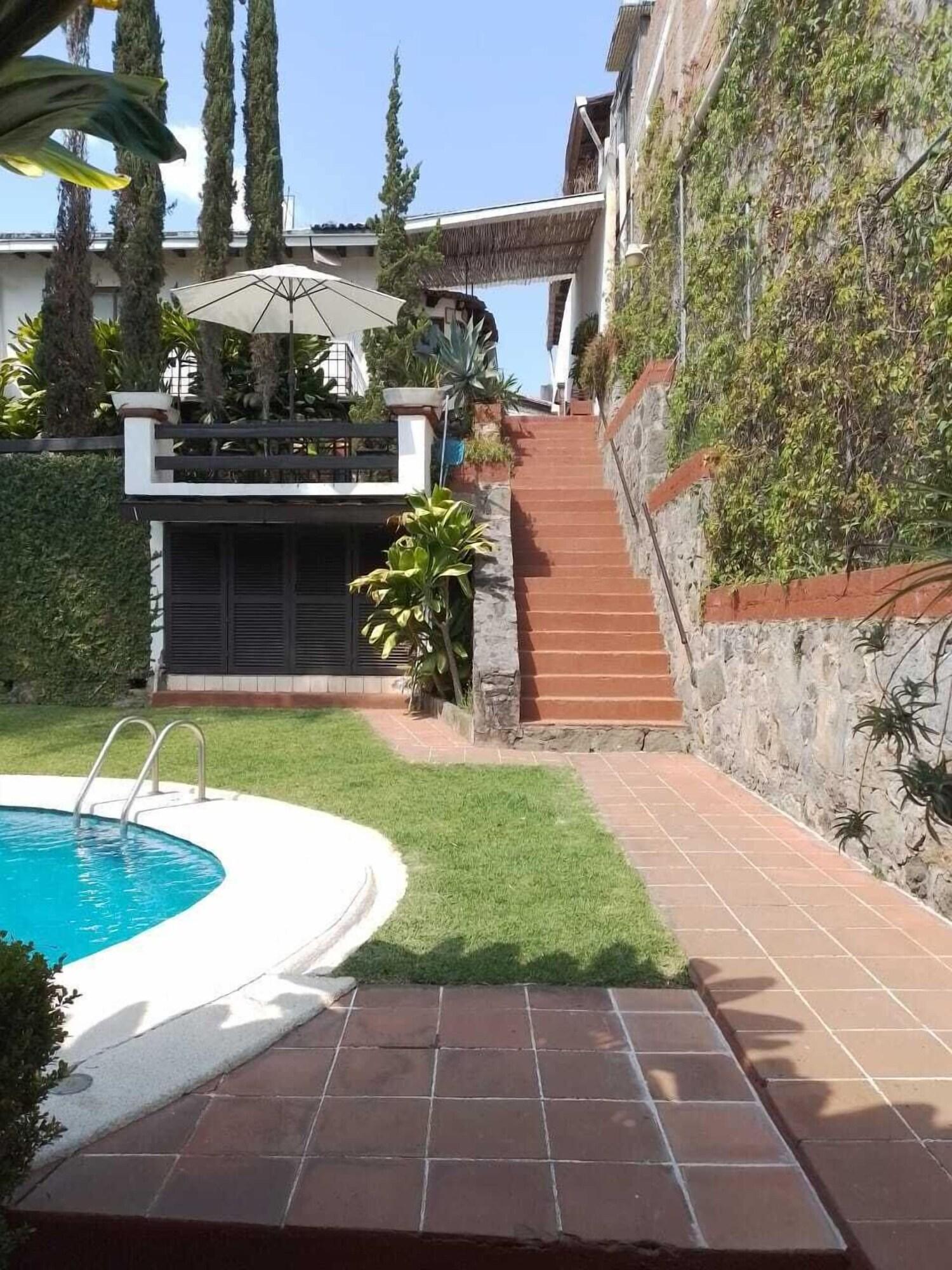 Vista Piscina Casa Dalinda