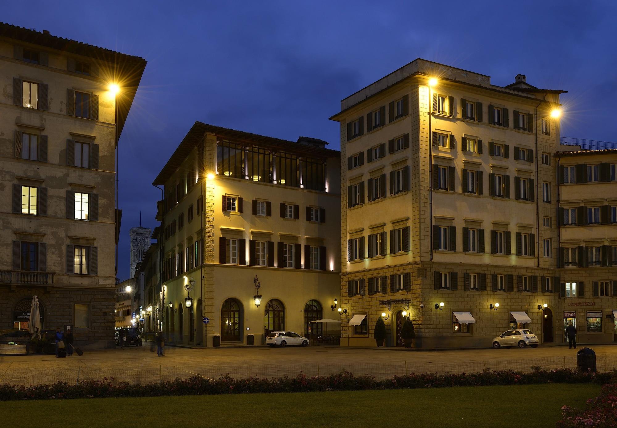 Vista Exterior Hotel Santa Maria Novella