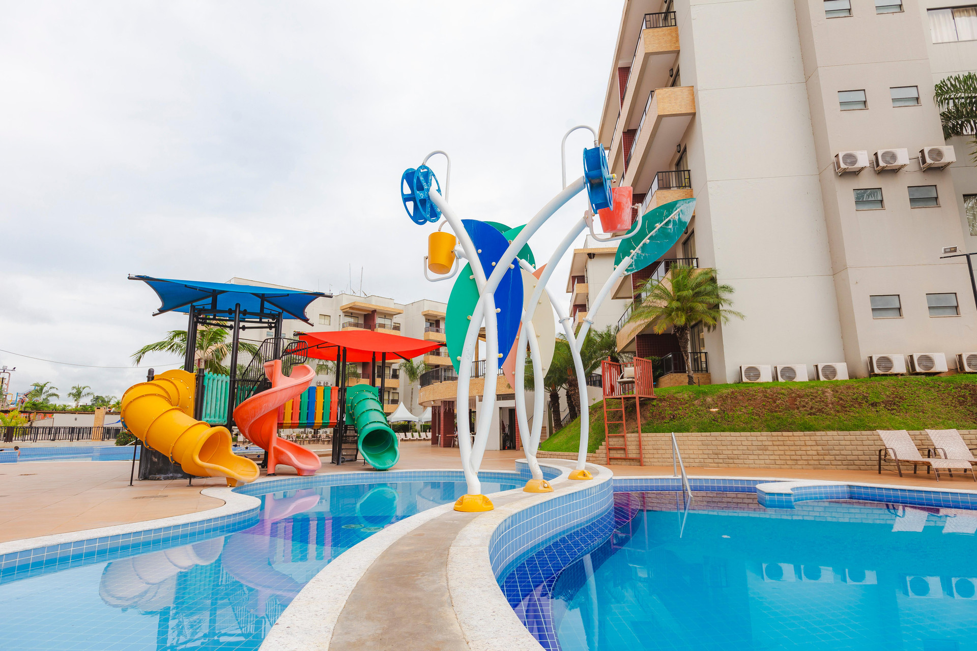 Tobogán de agua Hotel Marina - Oficial