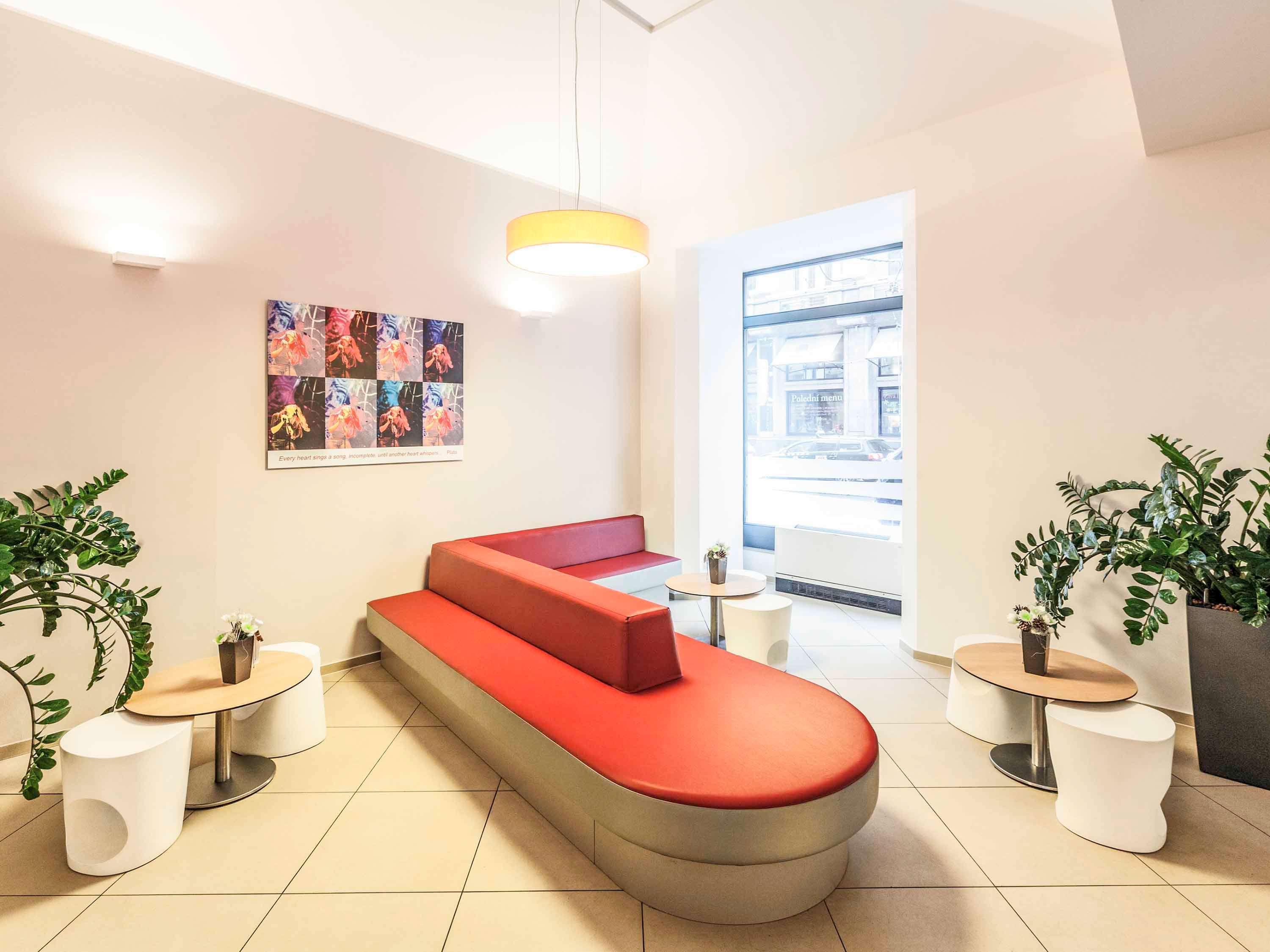 Vista Lobby ibis Praha Old Town