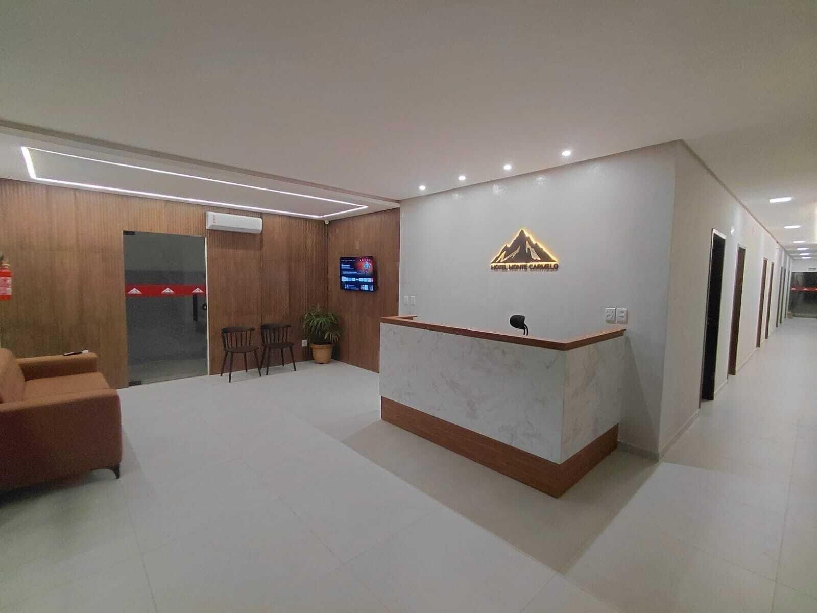 Vista Lobby Hotel Monte Carmelo