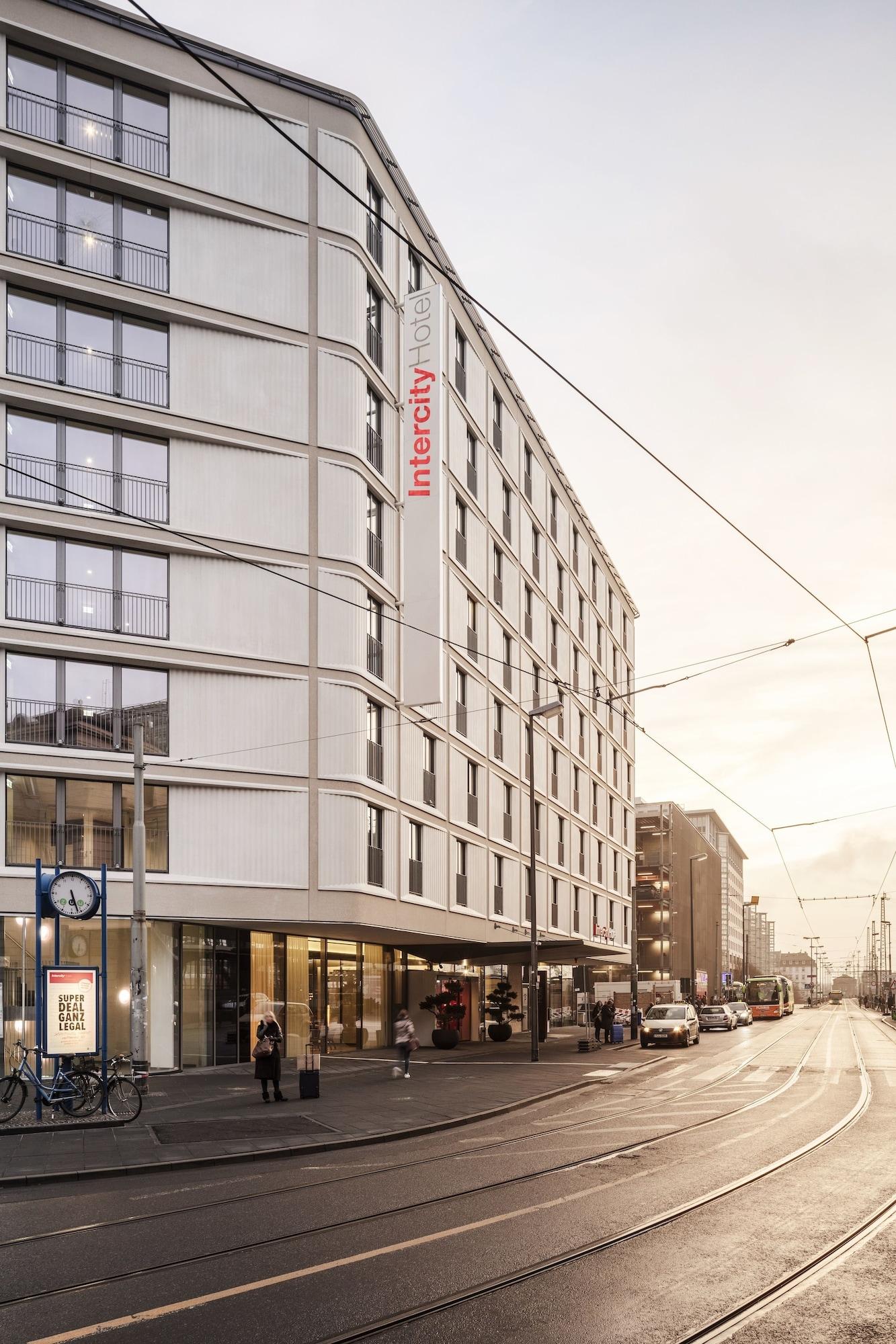 Vista Exterior IntercityHotel Frankfurt Hauptbahnhof Süd