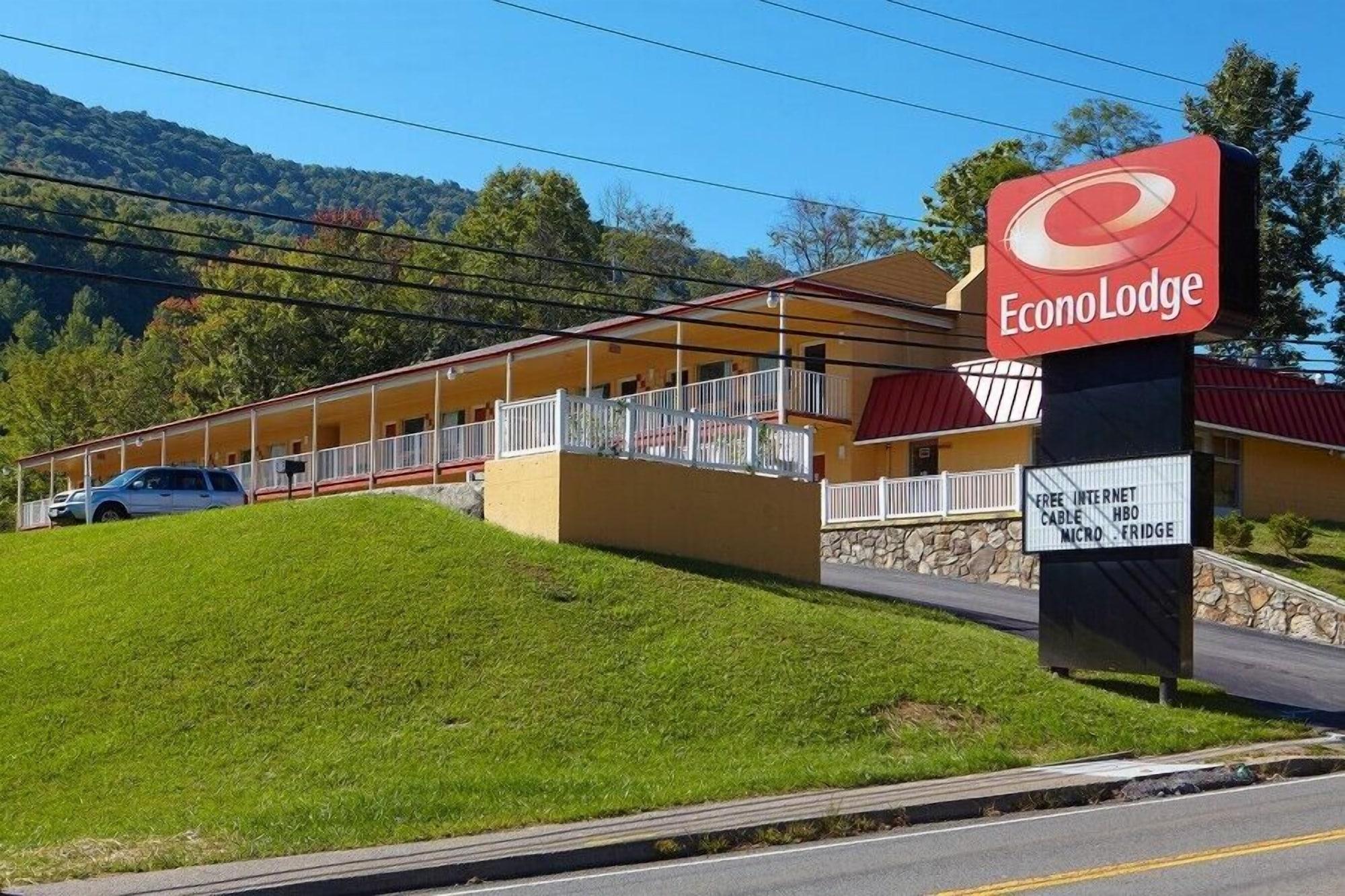 Vista Exterior Econo Lodge Near Bluefield College