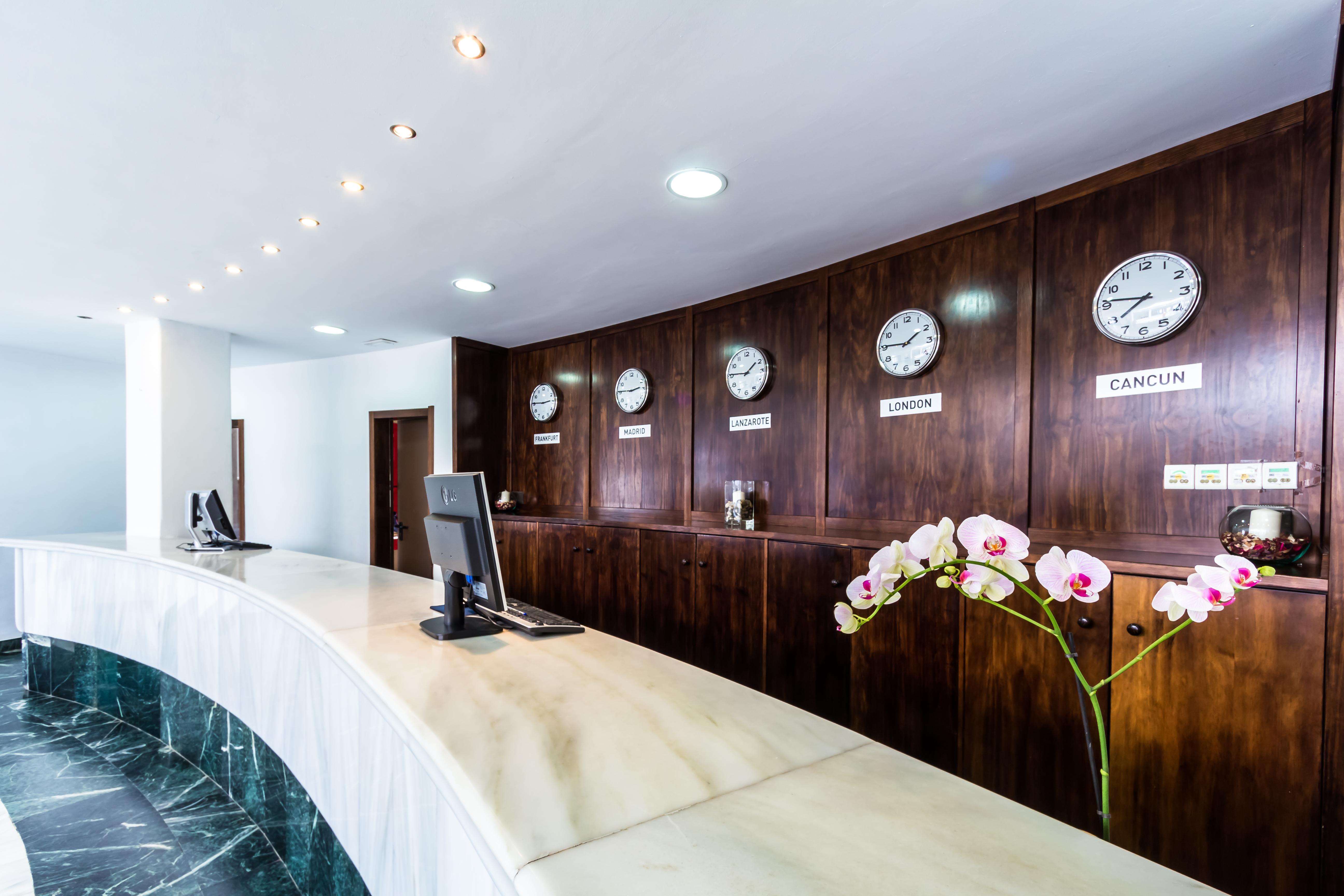 Vista Lobby Hotel BlueBay Lanzarote - All inclusive