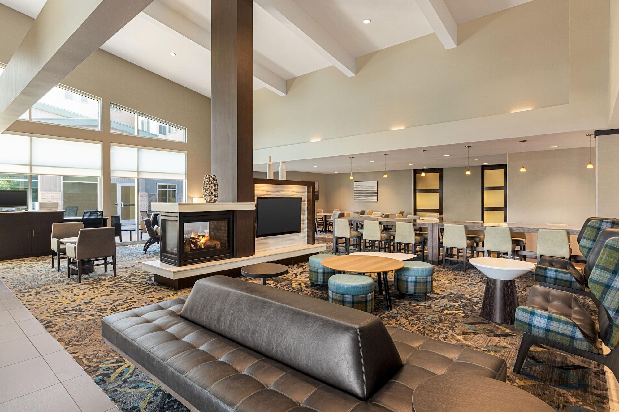 Vista Lobby Residence Inn Denver Cherry Creek