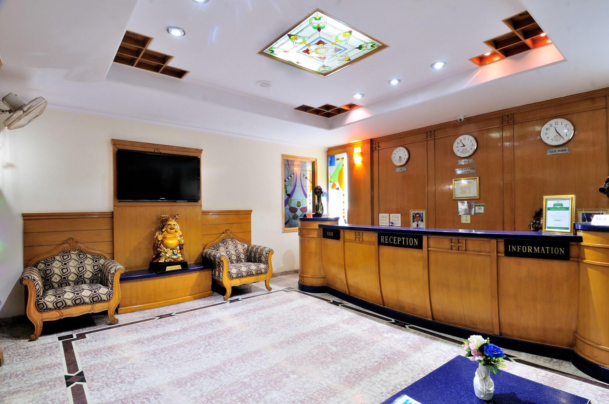 Vista Lobby Hotel Maharaja Residency