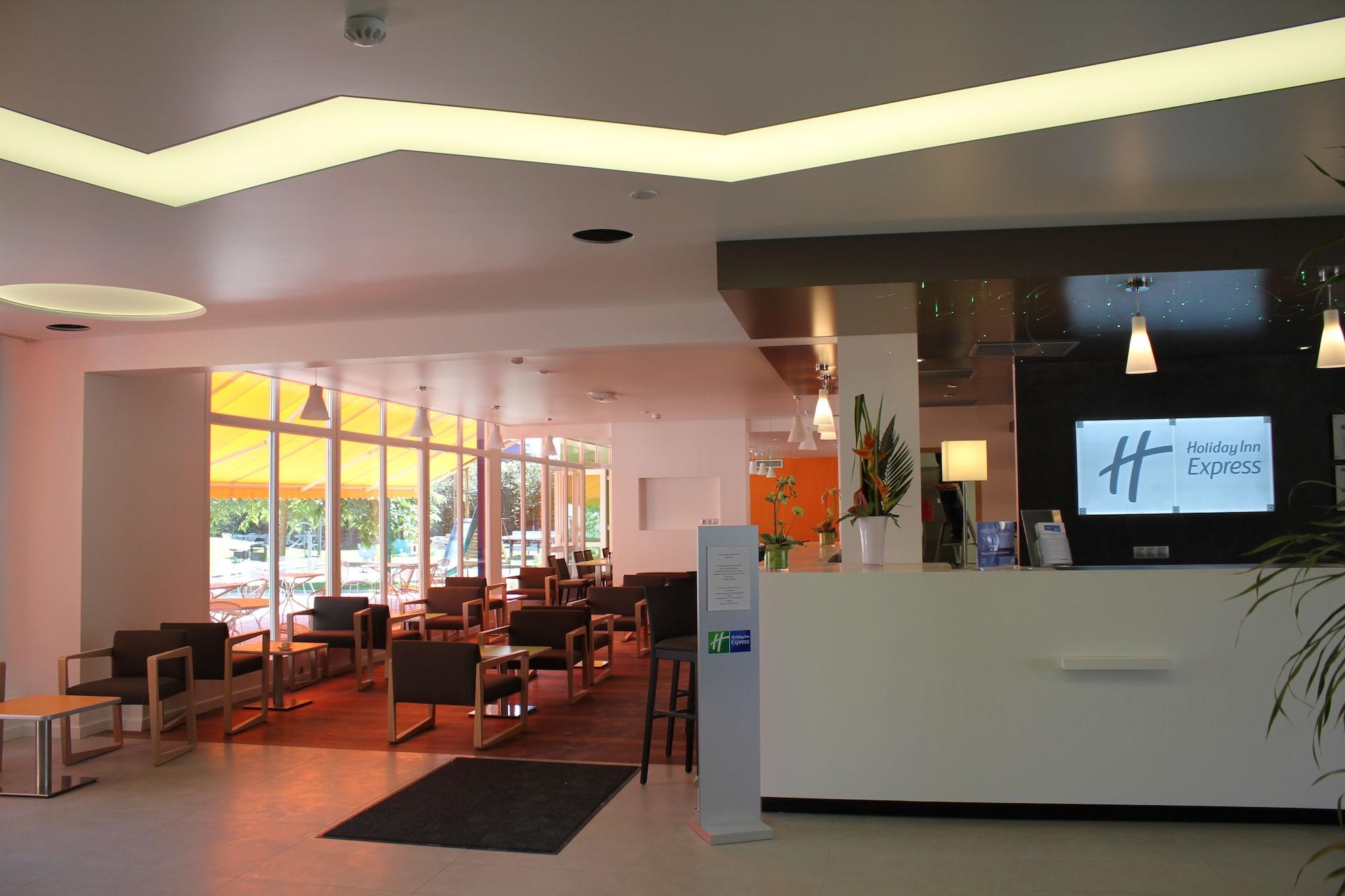 Vista Lobby Holiday Inn Express Strasbourg - Sud by IHG