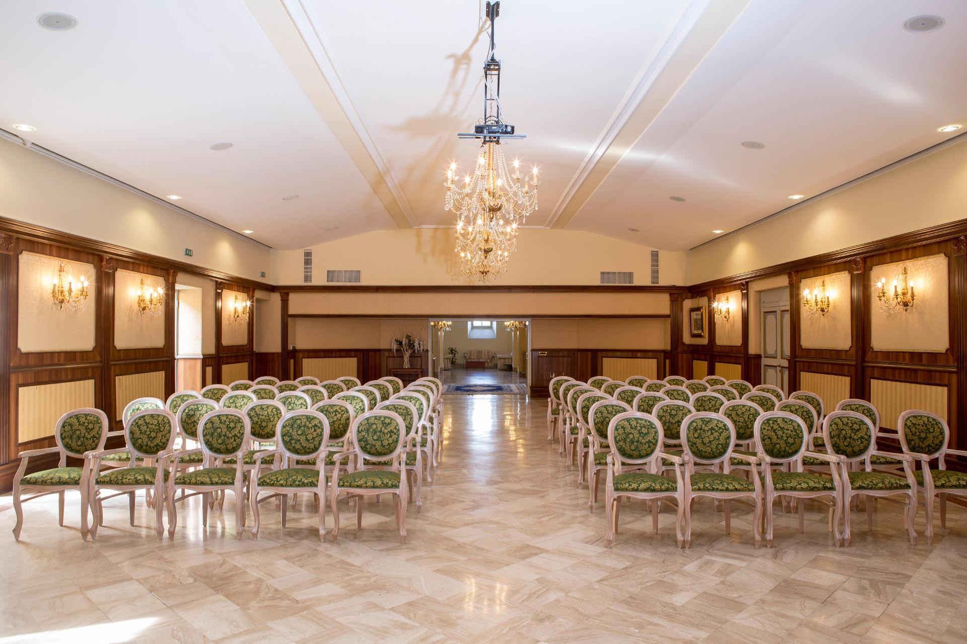 Centro de Negocios Villa Tuscolana Park Hotel