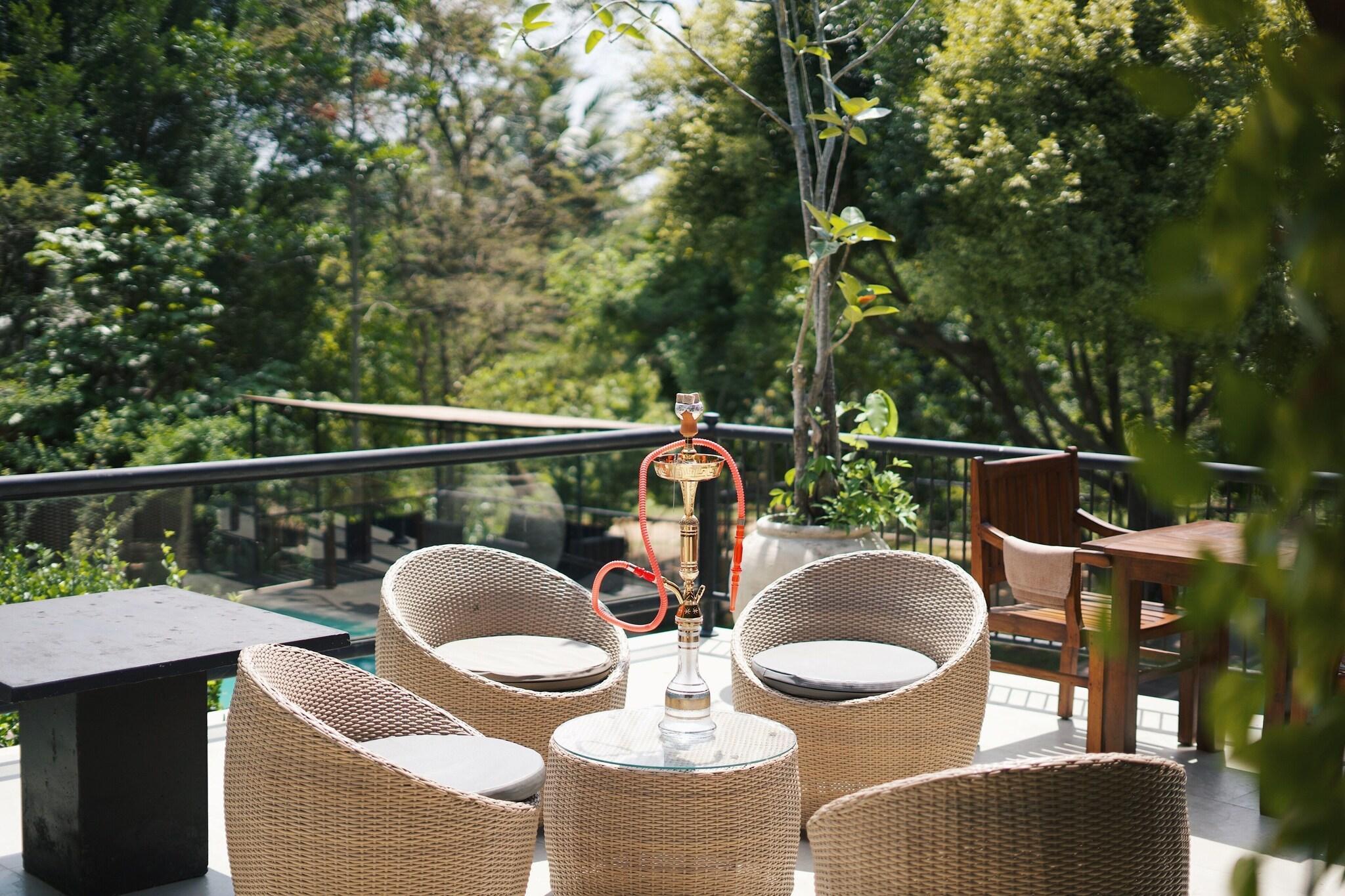 Vista Lobby Kalu's Hideaway