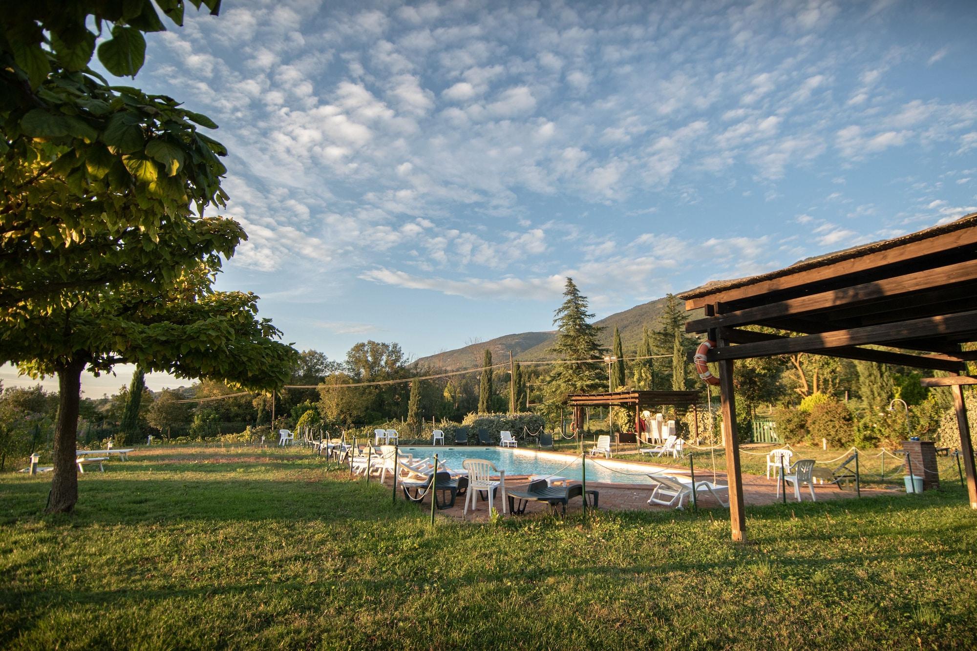 Varios Agriturismo Sasso Rosso