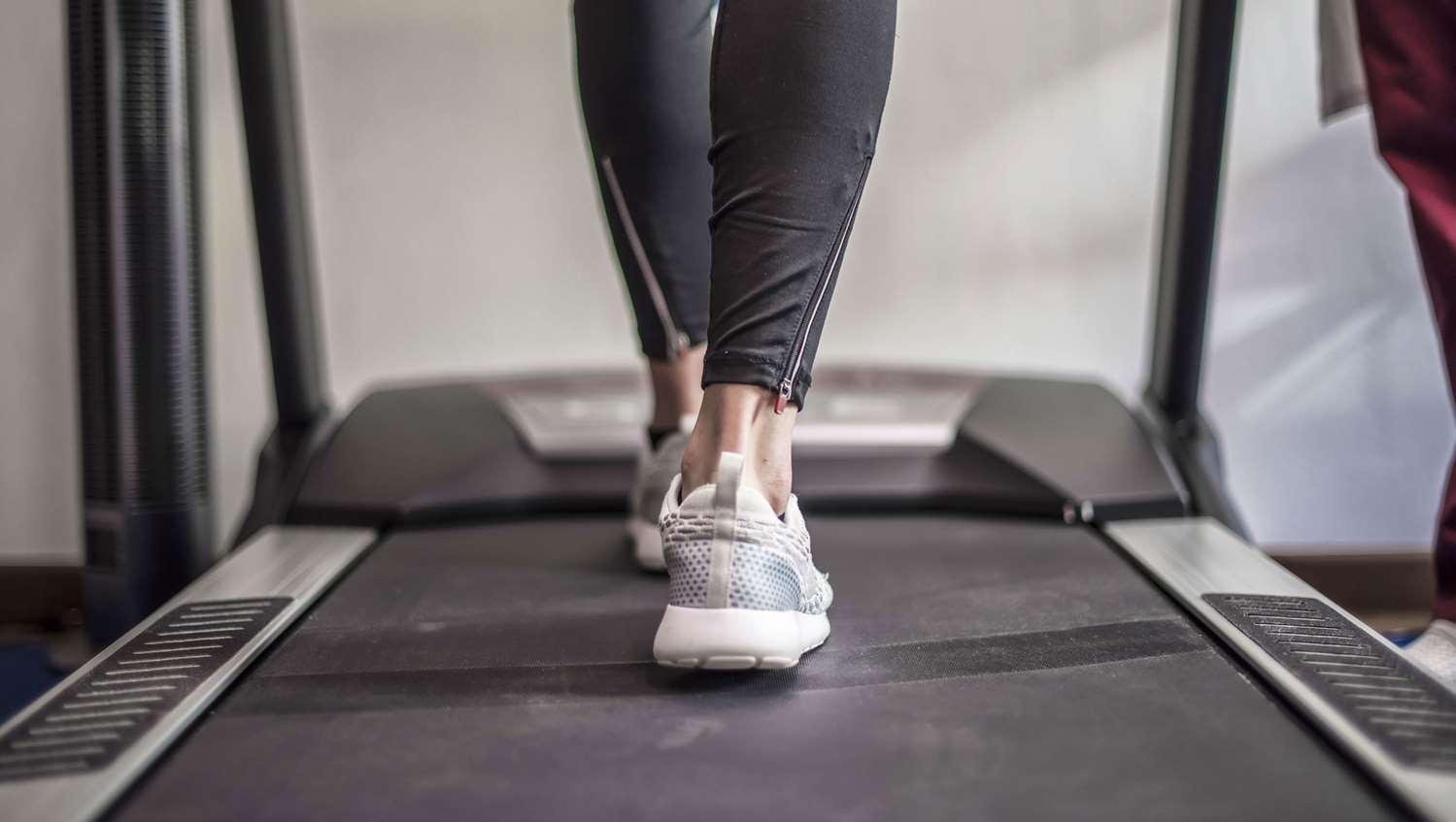 Gimnasio Hampton Inn & Suites Houghton