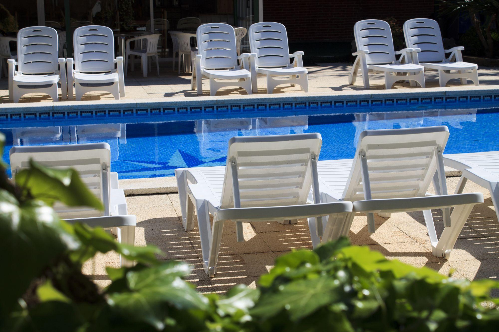 Vista Piscina HOTEL YOLA