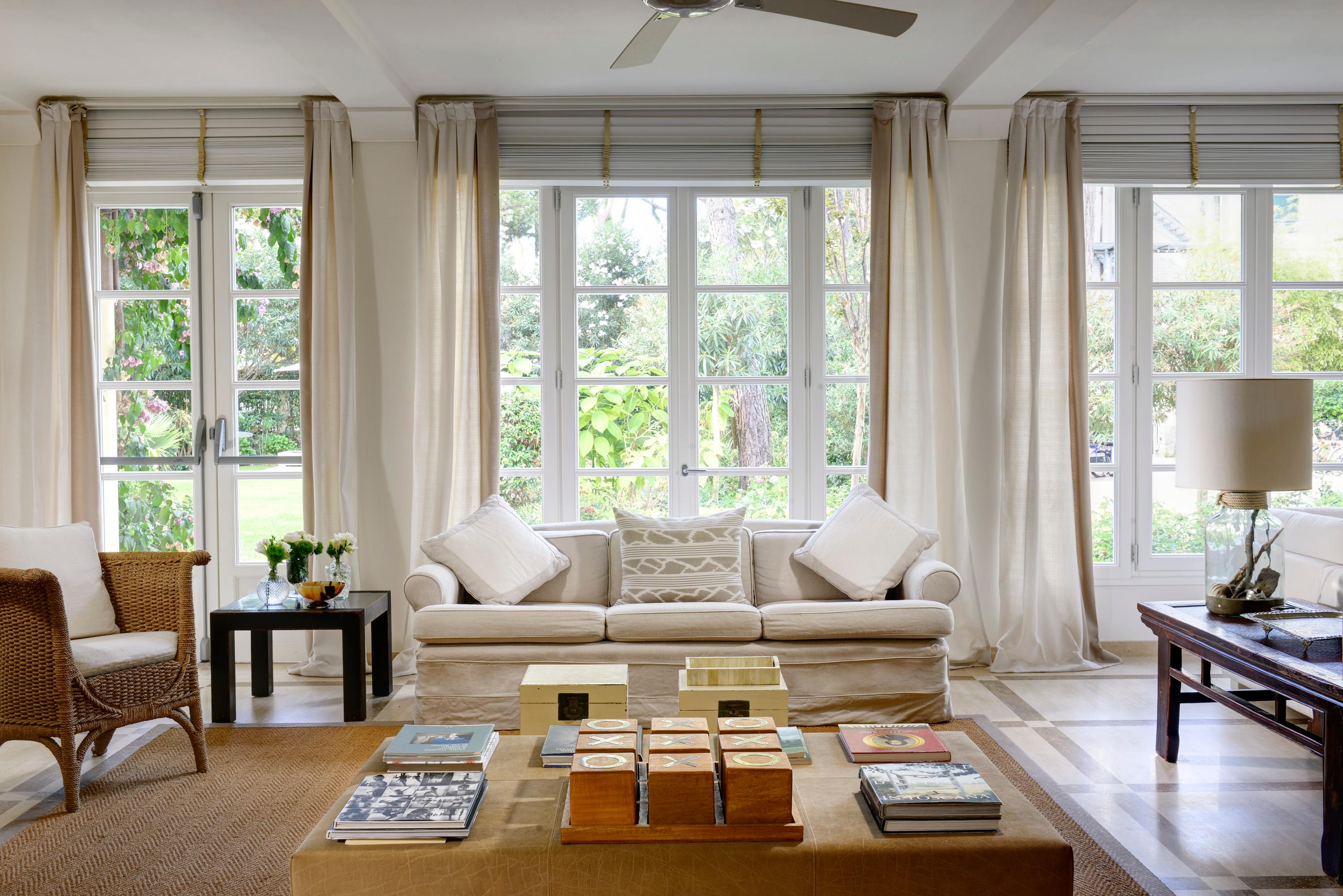 Vista Lobby Villa Roma Imperiale