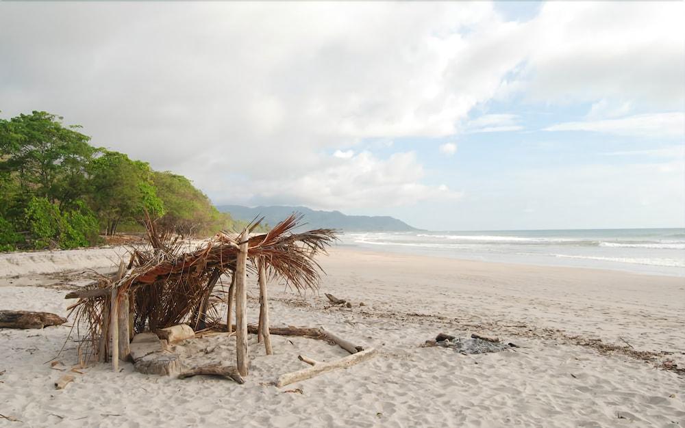 Playa Pacífica Surf Studios