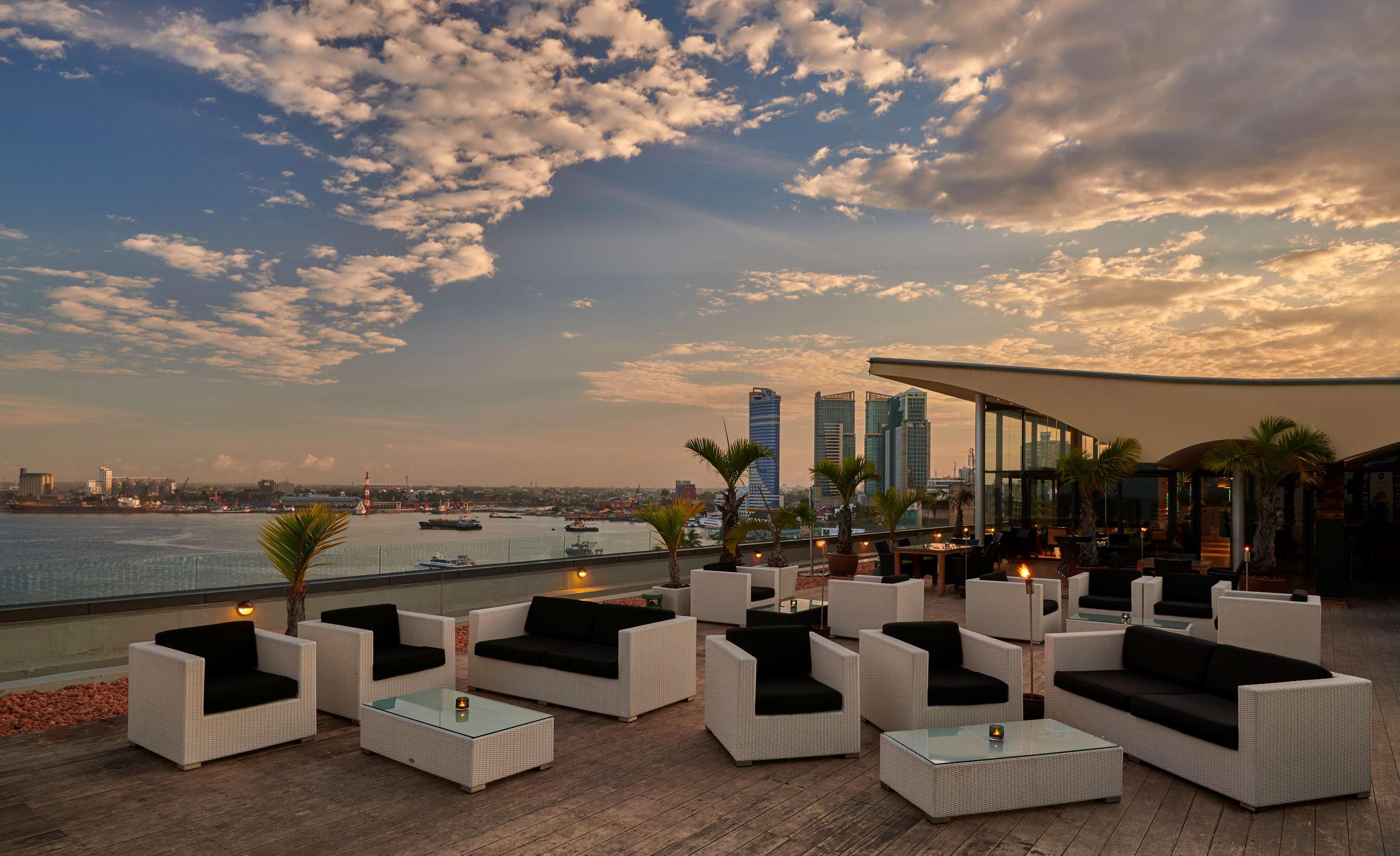 Bar/Salón Hyatt Regency Dar Es Salaam, The Kilimanjaro