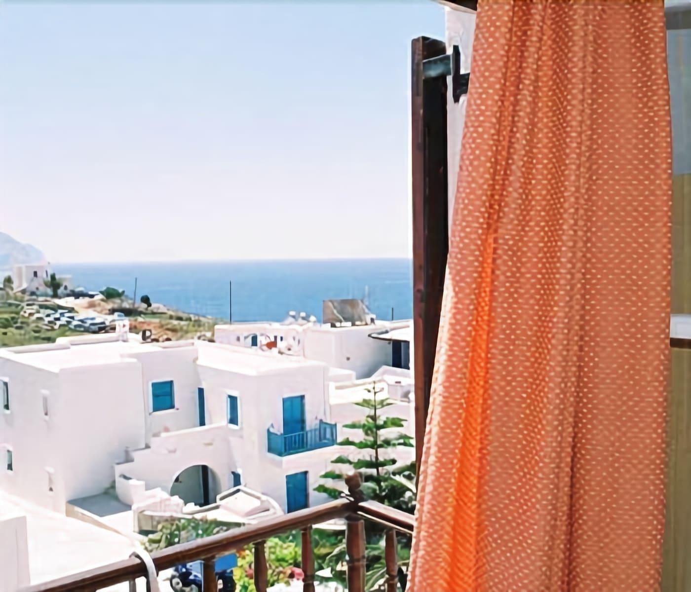 Vista Exterior Galaxy Pension