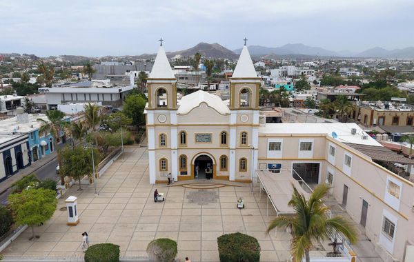 Hotel Colli - Hoteles económicos en San Jose del Cabo, México