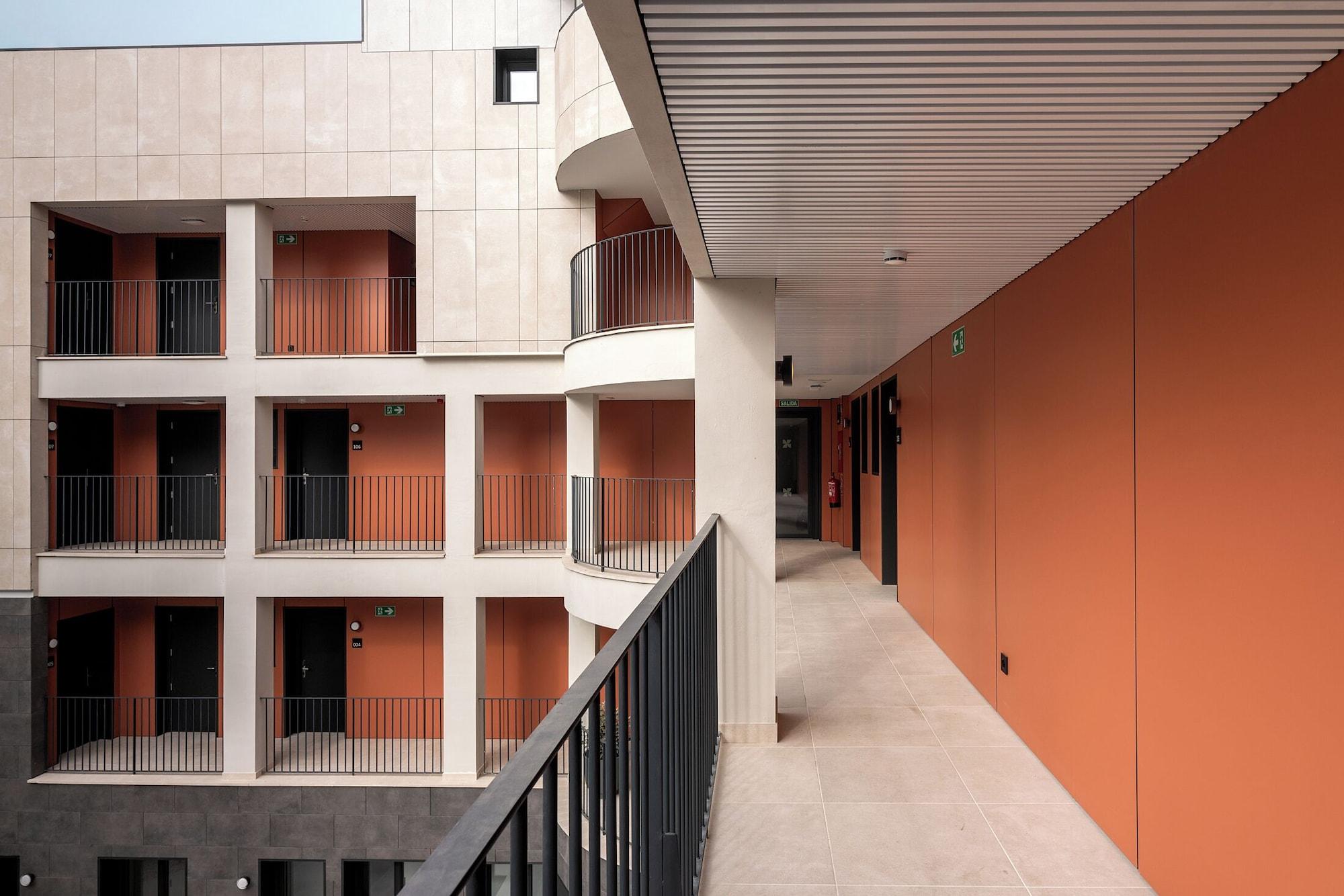 Vista Exterior Apartamentos Luna Suites Granada