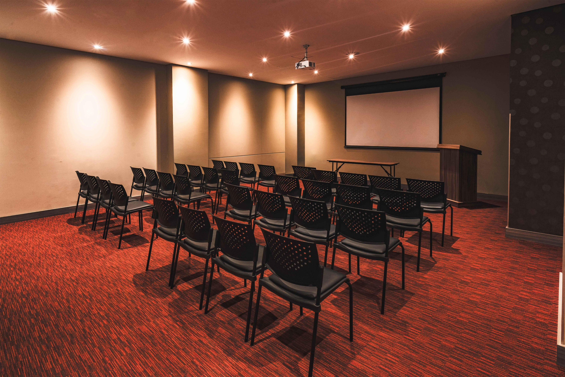Centro de Negocios Hampton by Hilton Cusco