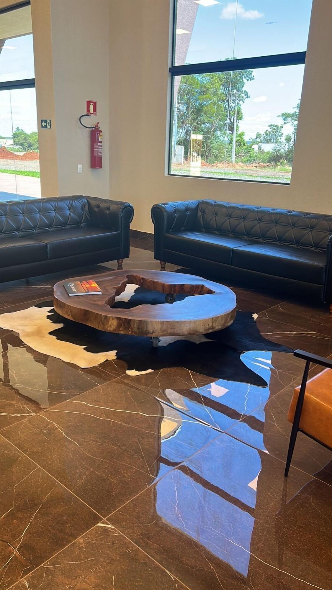 Vista Lobby Cerrado Plaza Hotel