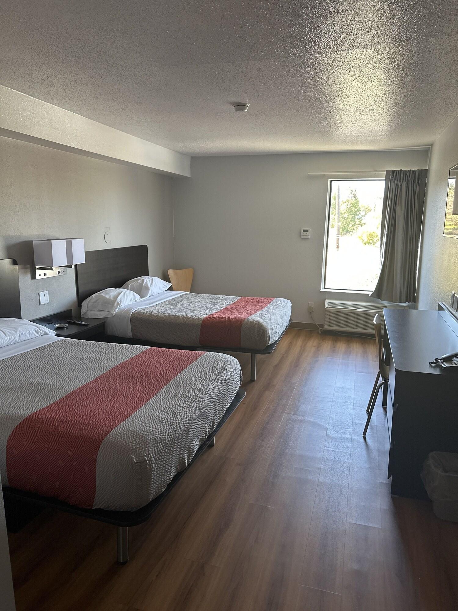 Habitación Motel 6 Greensboro, NC - Airport