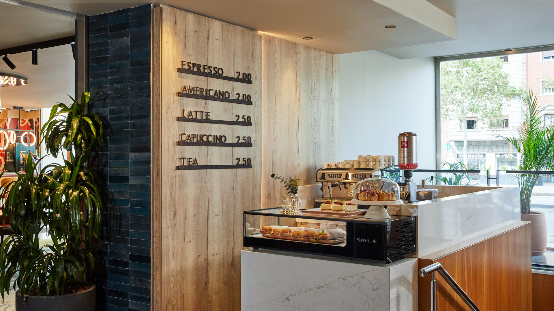 Bar/Salón Hotel Indigo Barcelona Plaza Espana by IHG