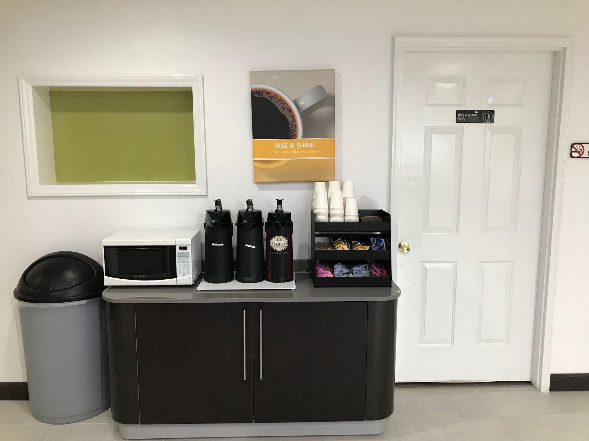 Bar/Salón Motel 6 Gastonia, NC